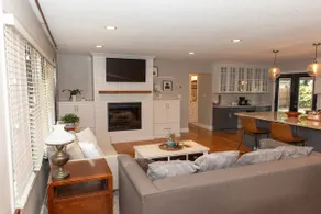 Entire brick ranch in Ankeny three queen beds - Image 2