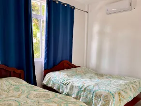 Private Apart. 5 minute walk to beach and stores - Image 3