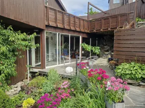 Bedroom, living room, bathroom, fridge, freezer, microwave, garden. - Image 4
