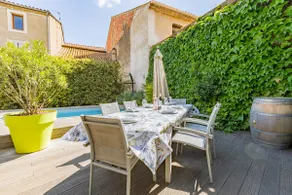 Family House with private garden & swimming pool - Image 3