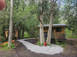 Riverside Cabin Getaway - Image 2