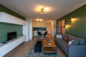 ”Le Champagne” 2 bedrooms with parking and balcony with lake view - Image 3