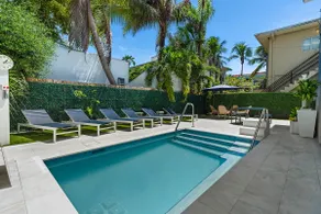 Nouveau suite with Pool ! | Parking Available - Image 5