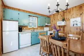 Semi-Secluded Cavendish Cottage with Hot Tub - Image 4