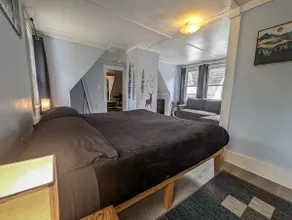 Rustic & Renovated Hot Tub/Game Room Sleeps 8ppl - Image 4