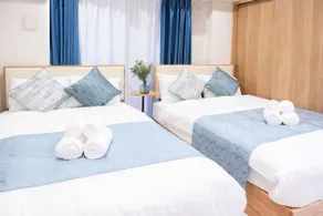 Right next to Shinsaibashi and Namba ! 4 Pax - Image 4