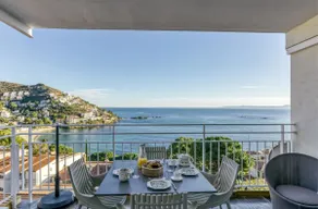 An exceptional apartment on the sea - Image 2