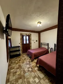 Vista Hermosa Inn 100 m from downtown 3 REC/9 PERS - Image 5