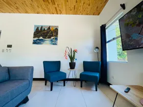 Sarah’s House | Birds of Paradise Uvita - Image 4