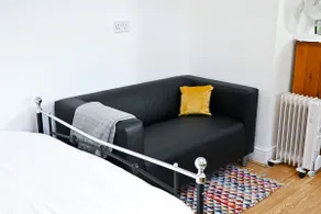 One Bedroom Apartment - Image 5