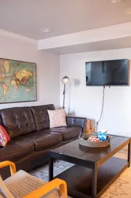 Capitol Hill Basement Apartment - Private Parking - Image 2