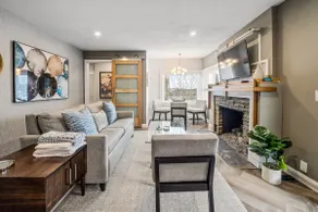 Designer's Hillside Cottage! 1BR - Image 2