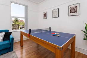 Flatzy - Sleeps 16 Near Football Ground & Ping Pong Table - Image 2