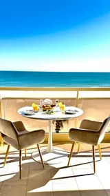 Romantic seaview Suite with spa at Canet - Image 2