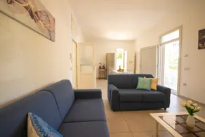 [Garden with Jacuzzi and BBQ] Beach 255 meters away - Image 2