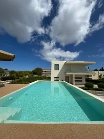 Home21 | Spacious elegant villa- 5 min from the beach! - Image 4