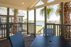 Riverside Vacation Resort Home for 6! AC + Beach! - Image 3