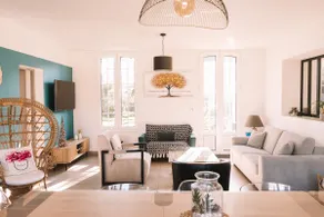 House with swimming pool and tennis 1 hour from Paris, sleeps 12 - Image 3