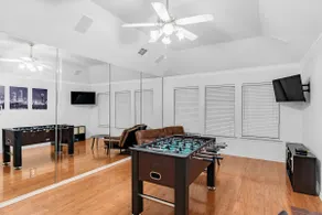 Private Oasis 3BR King Bed BBQ Foosball Culdesac - Image 4