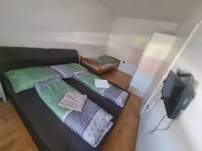 Smart living, 3km freeway and free parking - Image 3