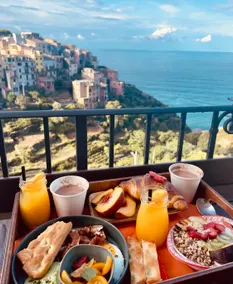 Tiny Room - Breakfast Room Service - 5 min from the station - Image 2