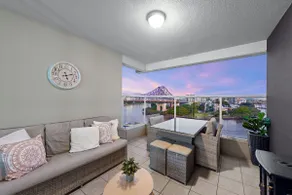 Spektakulär Riverside Apartment ~ Brisbane CBD! - Image 2