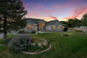 HUGE reunion ctr 32+, 16 BR, 9.5 baths, pets - Image 3