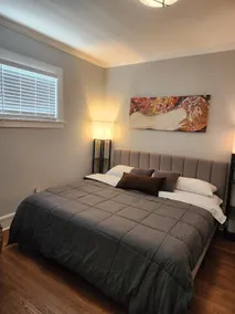 Nice place in West Hartford - Image 4