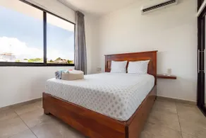 Marlin's Apartment 10 - Image 4