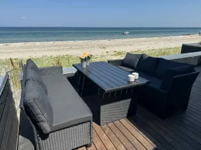 Beach houses with unique sea views - Image 4