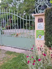 Le Clos Fleuri - Image 2