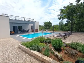 Villa Tempest with Private Pool and Jacuzzi - Image 3