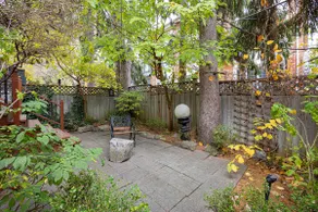 Downtown Gem! Free Park + Roof Deck + Backyard BBQ - Image 4