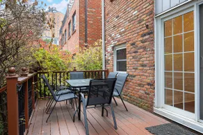 Downtown Gem! Free Park + Roof Deck + Backyard BBQ - Image 3