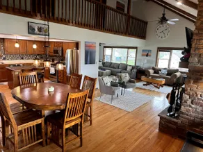 Spacious Coldwater Lake Home - Image 4