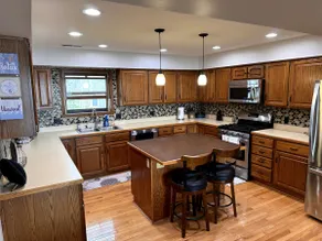 Spacious Coldwater Lake Home - Image 3