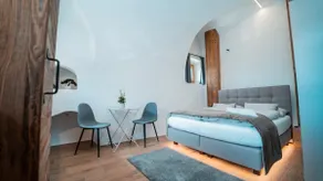 Historic Chalet Neuhaus - with open air jacuzzi & infrared sauna! - Image 2