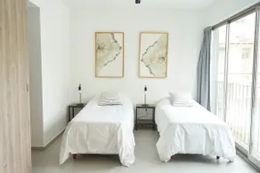 FIVE | Modern Studio | Sleeps 2 - Image 2
