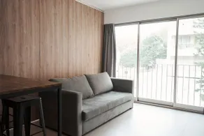 FIVE | Modern Studio | Sleeps 2 - Image 4