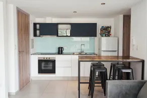 FIVE | Modern Studio | Sleeps 2 - Image 3