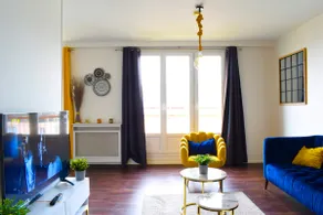 The Blue of Rouen - Image 2