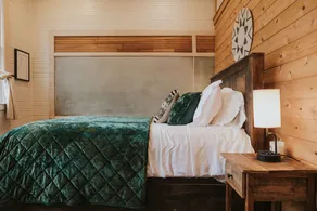 Wild Valley Cottage!-Historical Schoolhouse - Image 5