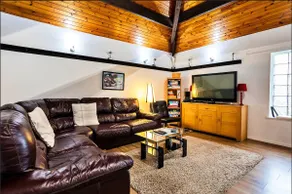 Finest Retreats - Woodstock Lodge - Image 2