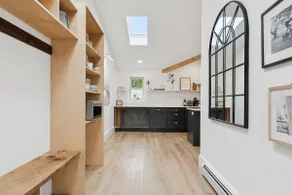 Stylish New Apartment Near Willard Beach w/ Yard - Image 4