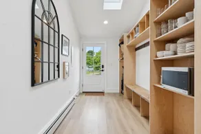 Stylish New Apartment Near Willard Beach w/ Yard - Image 3