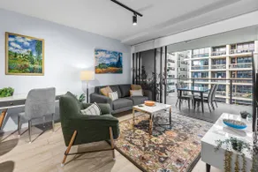 South Bank Living! ~ 1Bed, 1Bath, 1Car, Balcony - Image 4