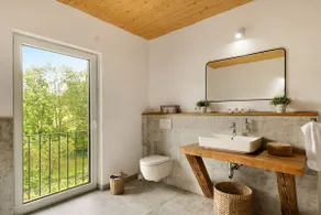 Forest Retreat: Serene 160m2 with Forest Views & Wallbox - Image 4