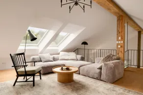 Forest Retreat: Serene 160m2 with Forest Views & Wallbox - Image 3