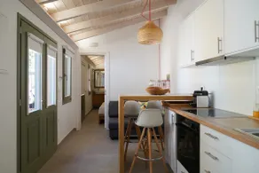 Convent Garden 2 · 2 Baths · Sleep 4 · Courtyard - Image 2