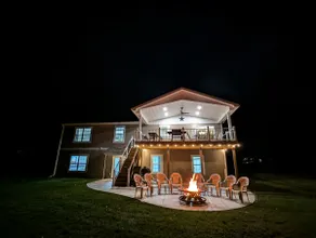New spacious home on one acre wooded lot. - Image 3